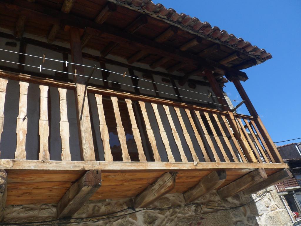 Villa La Chova Piedralaves Exterior foto